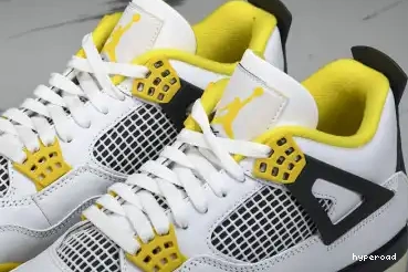 Hyperoad Air “VividSulfur” Jordan 4 WMNS 0626